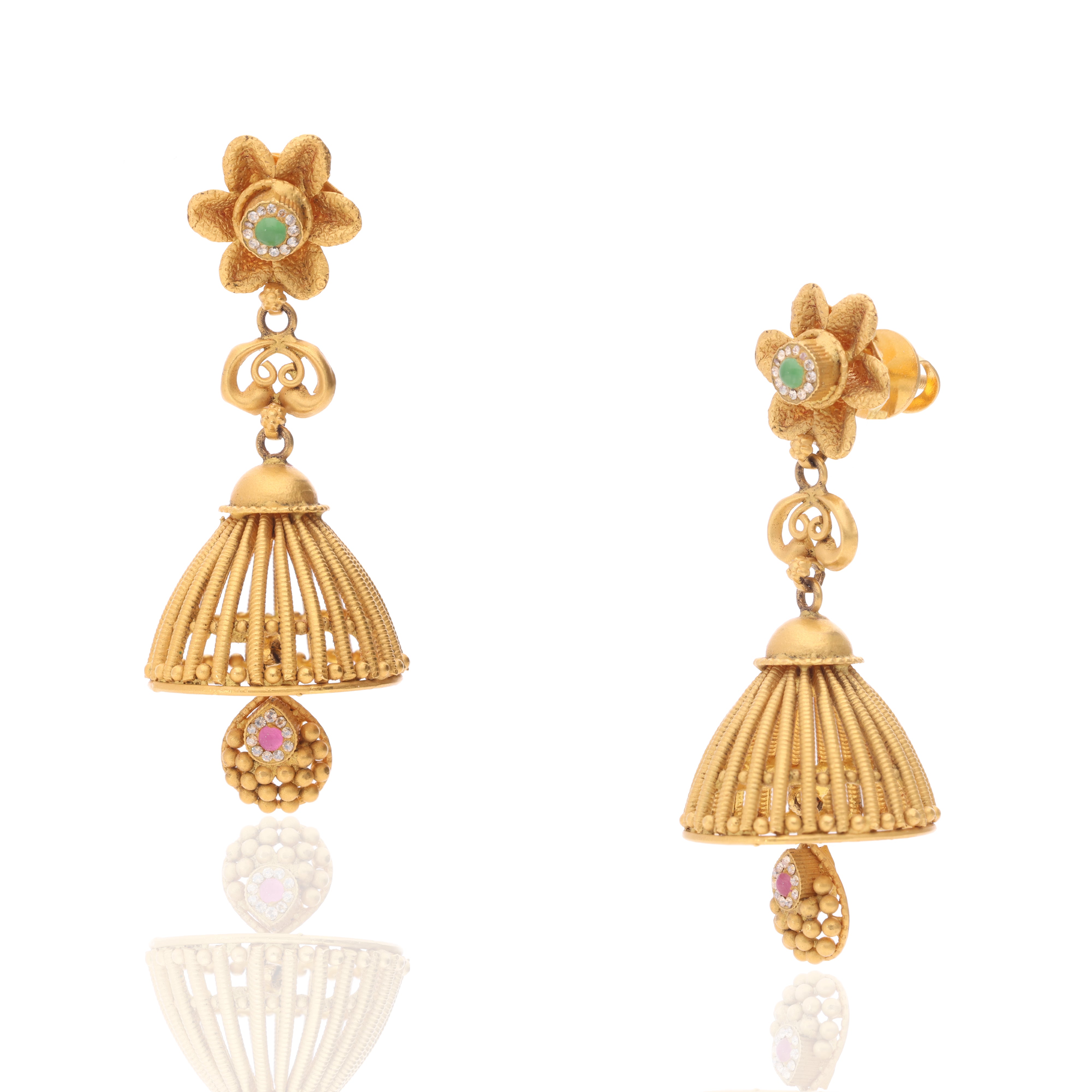 Kiyara Floral Gold earrings