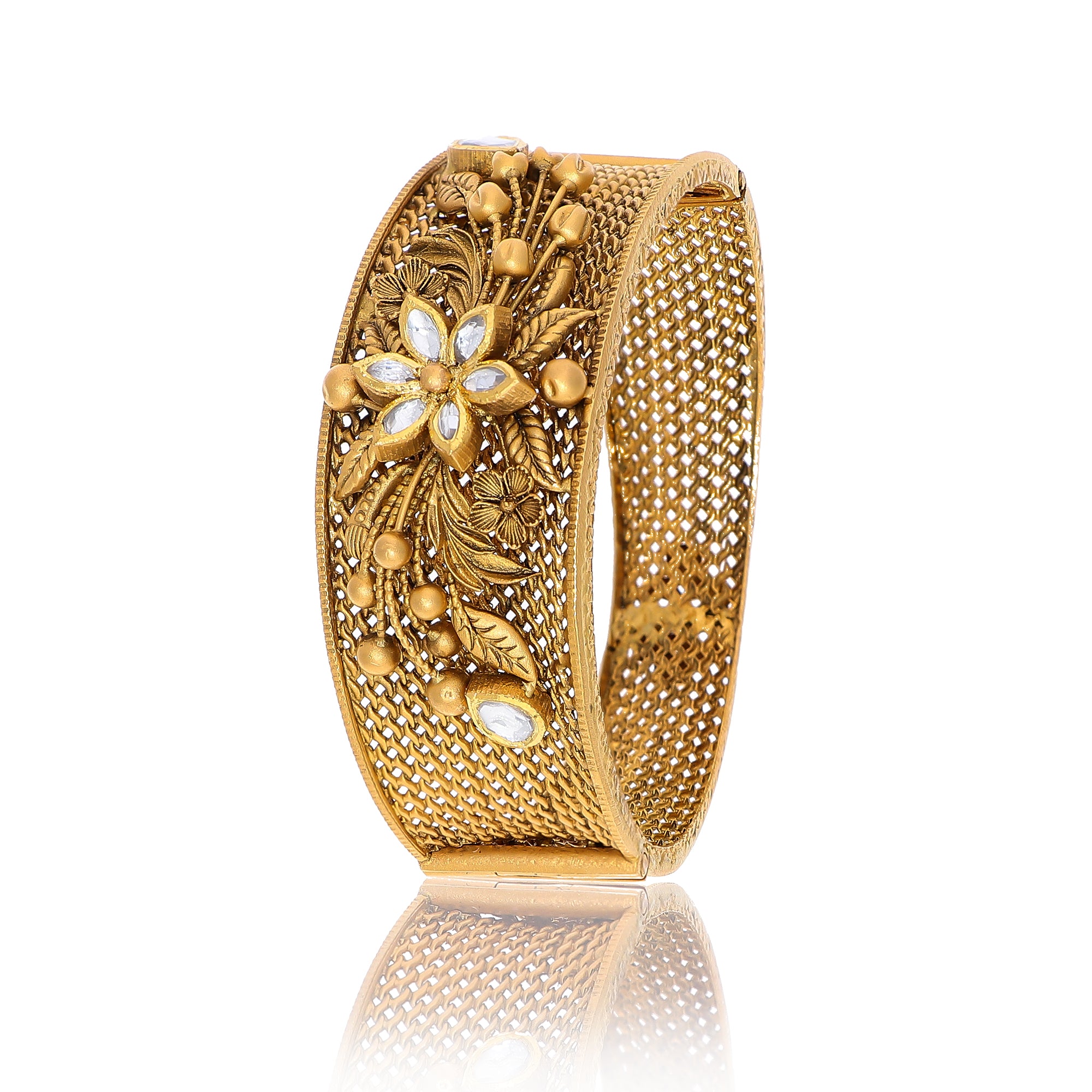 Zahra Gold Bangle