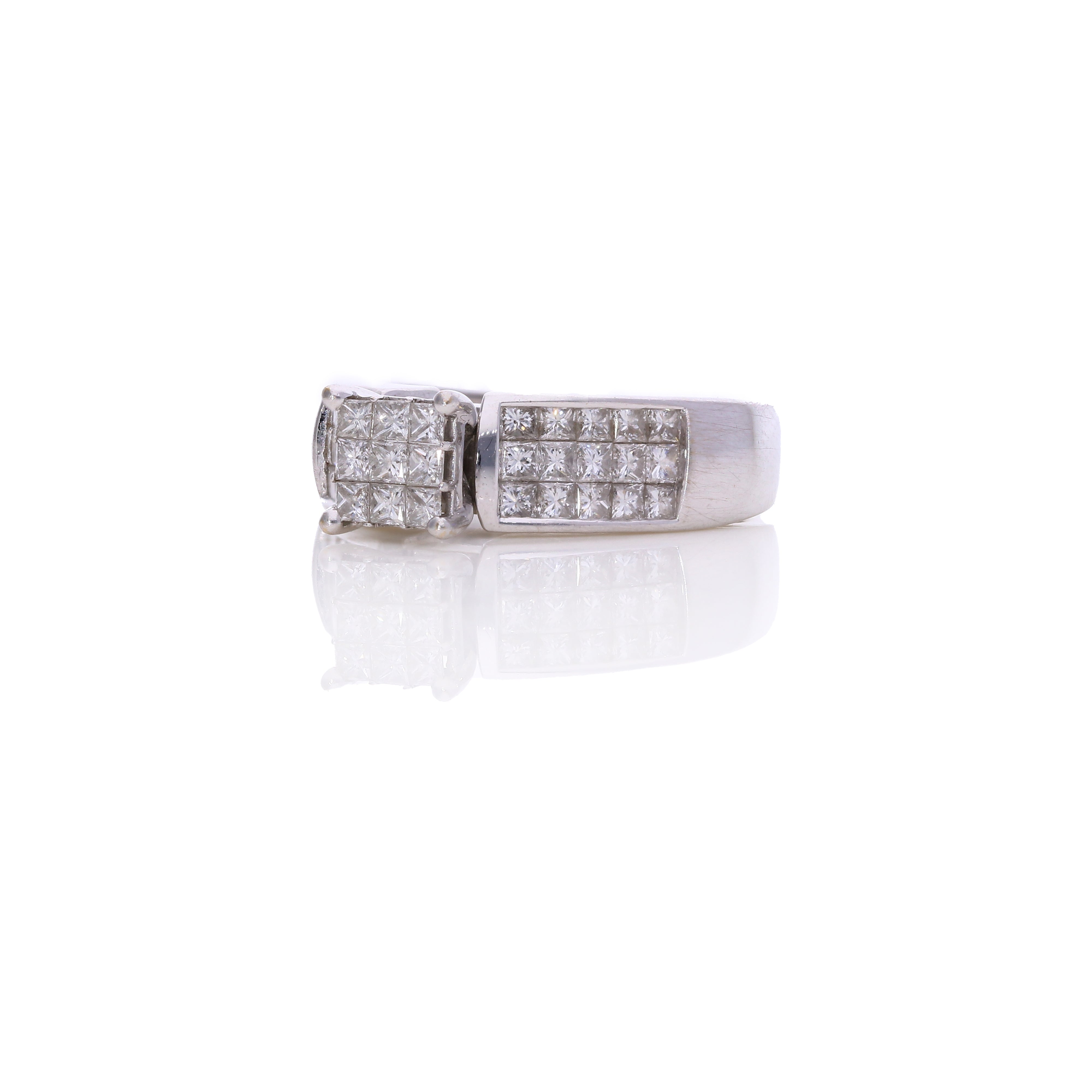 Luna Crest Diamond Ring