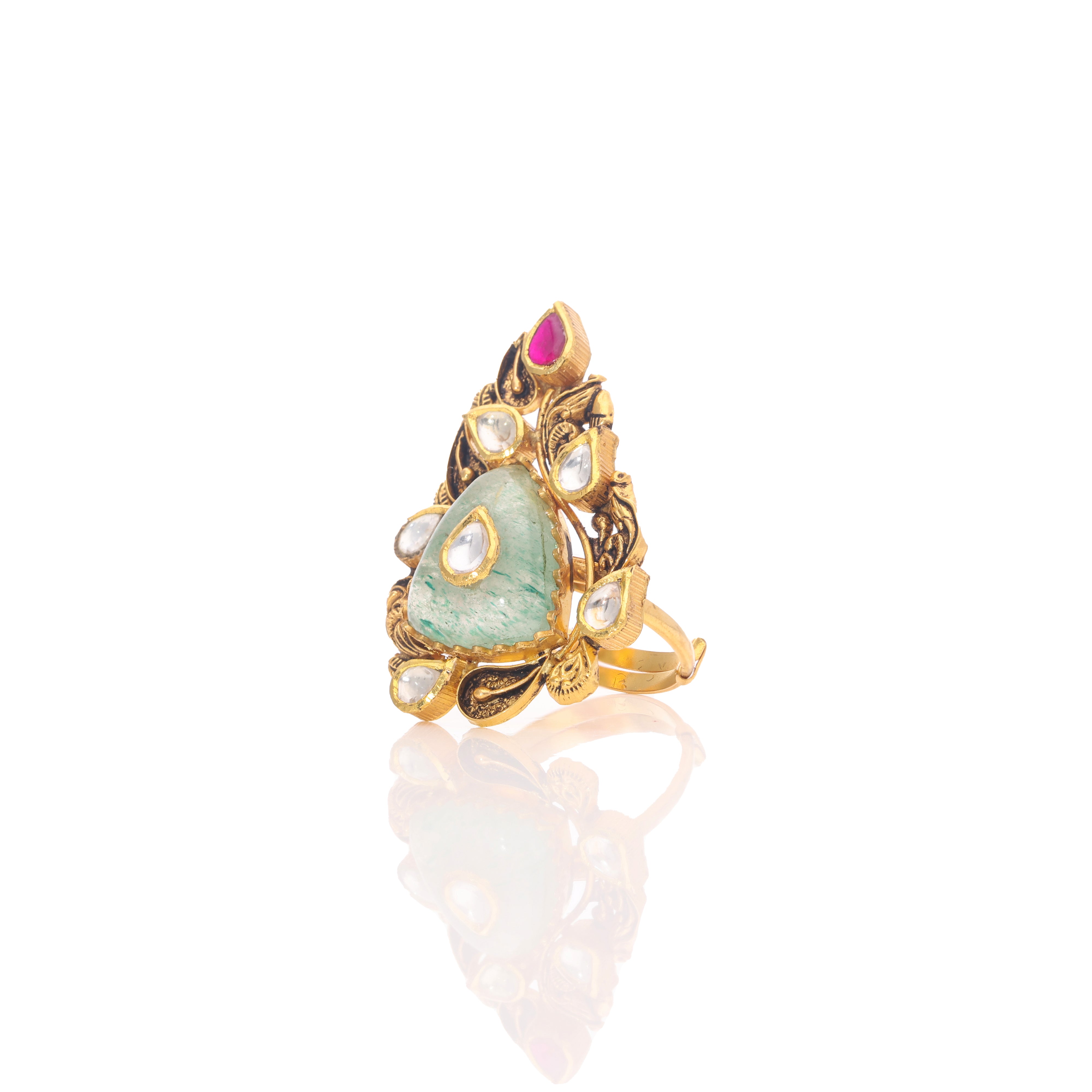 Teardrop Grace Gold Ring