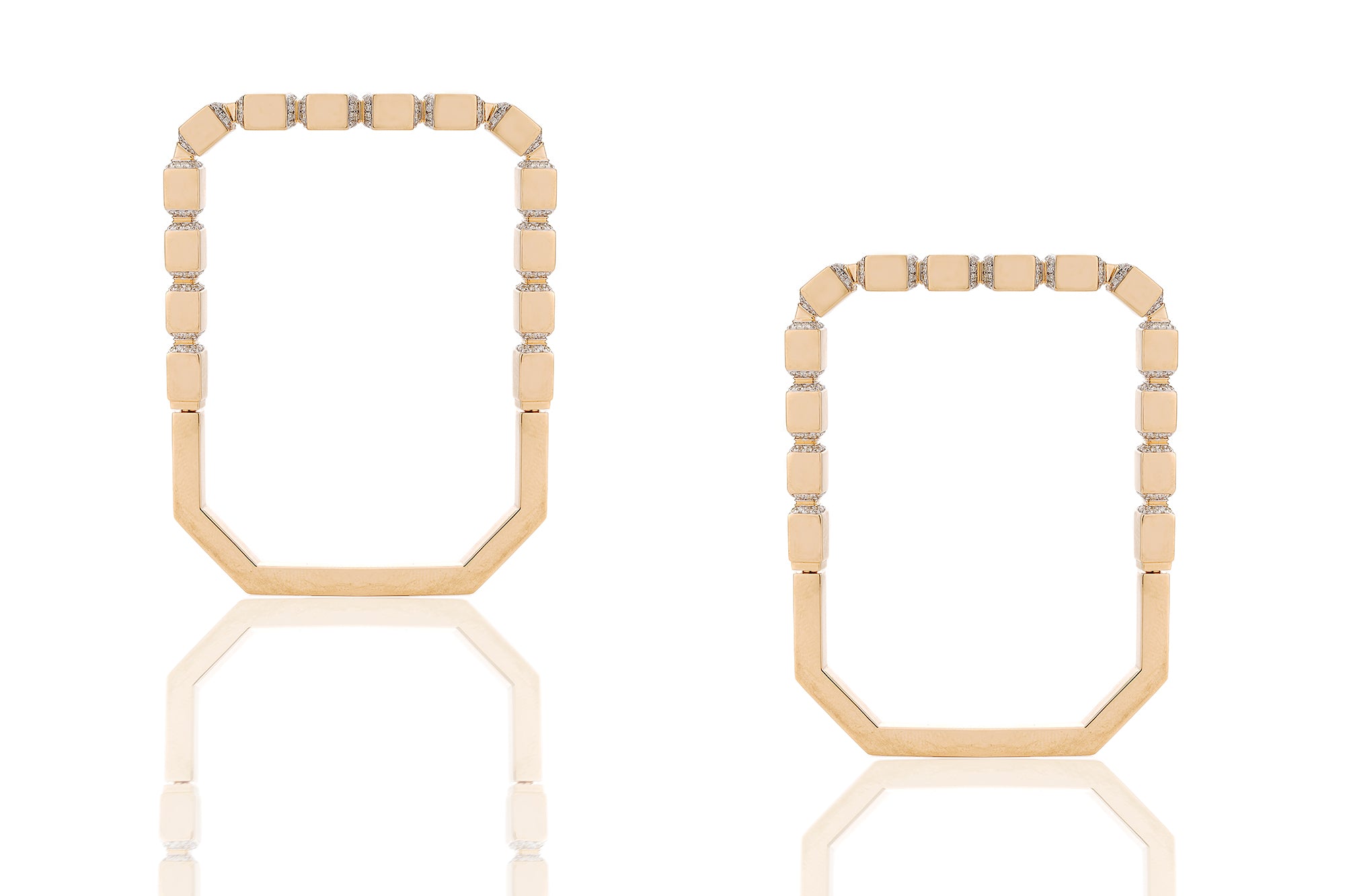 Linear Aurelia Frame Earrings