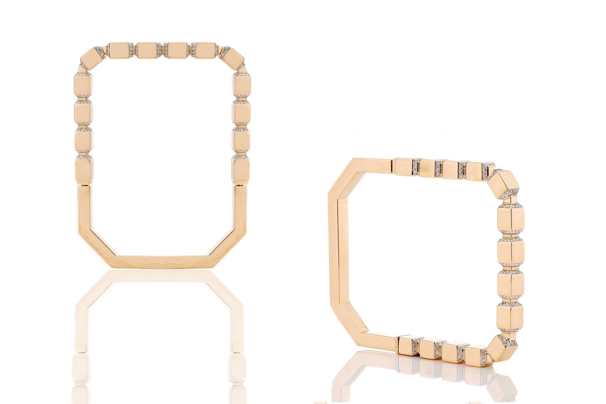 Linear Aurelia Frame Earrings