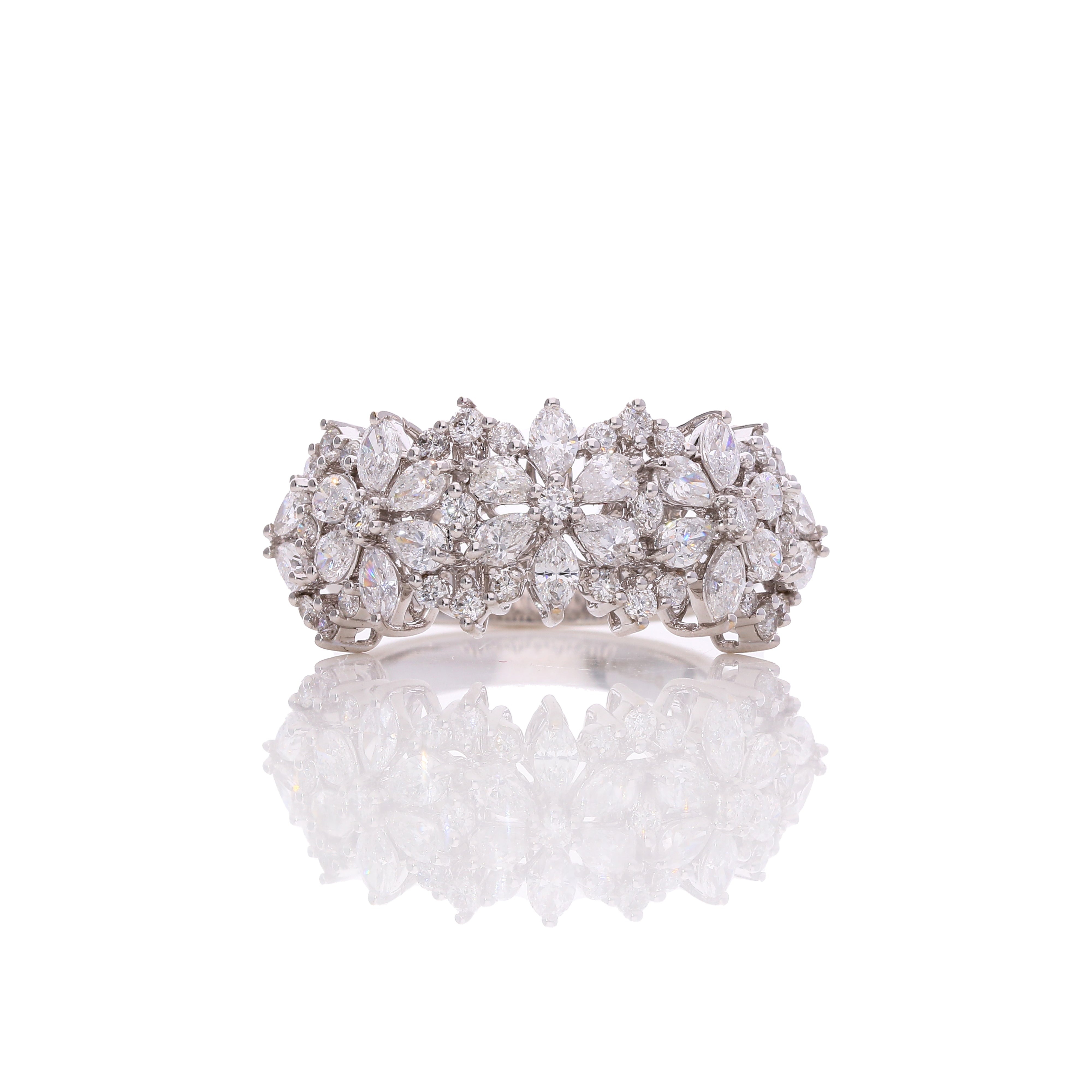 Amour Knot Ring