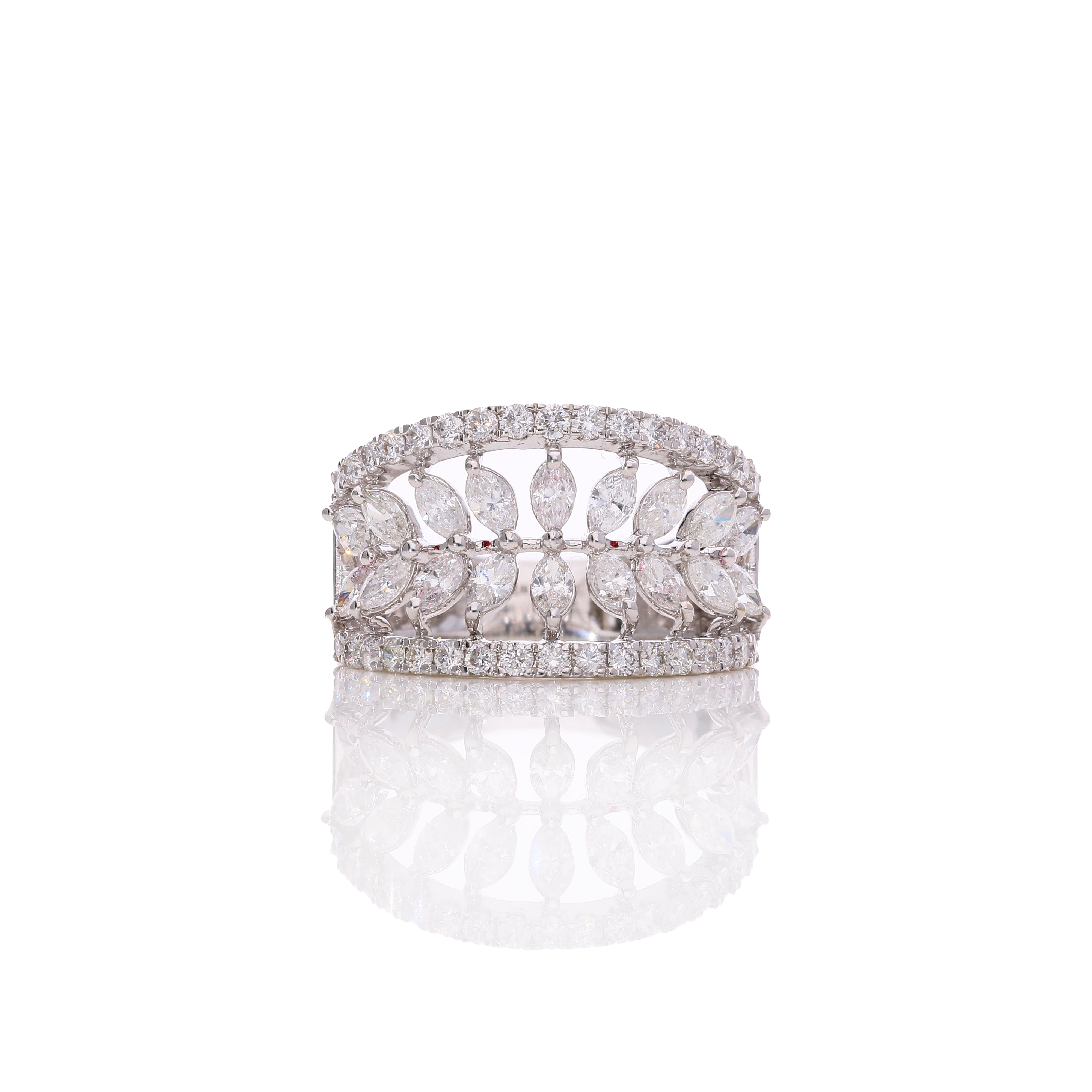Eterna Spark Diamond Ring