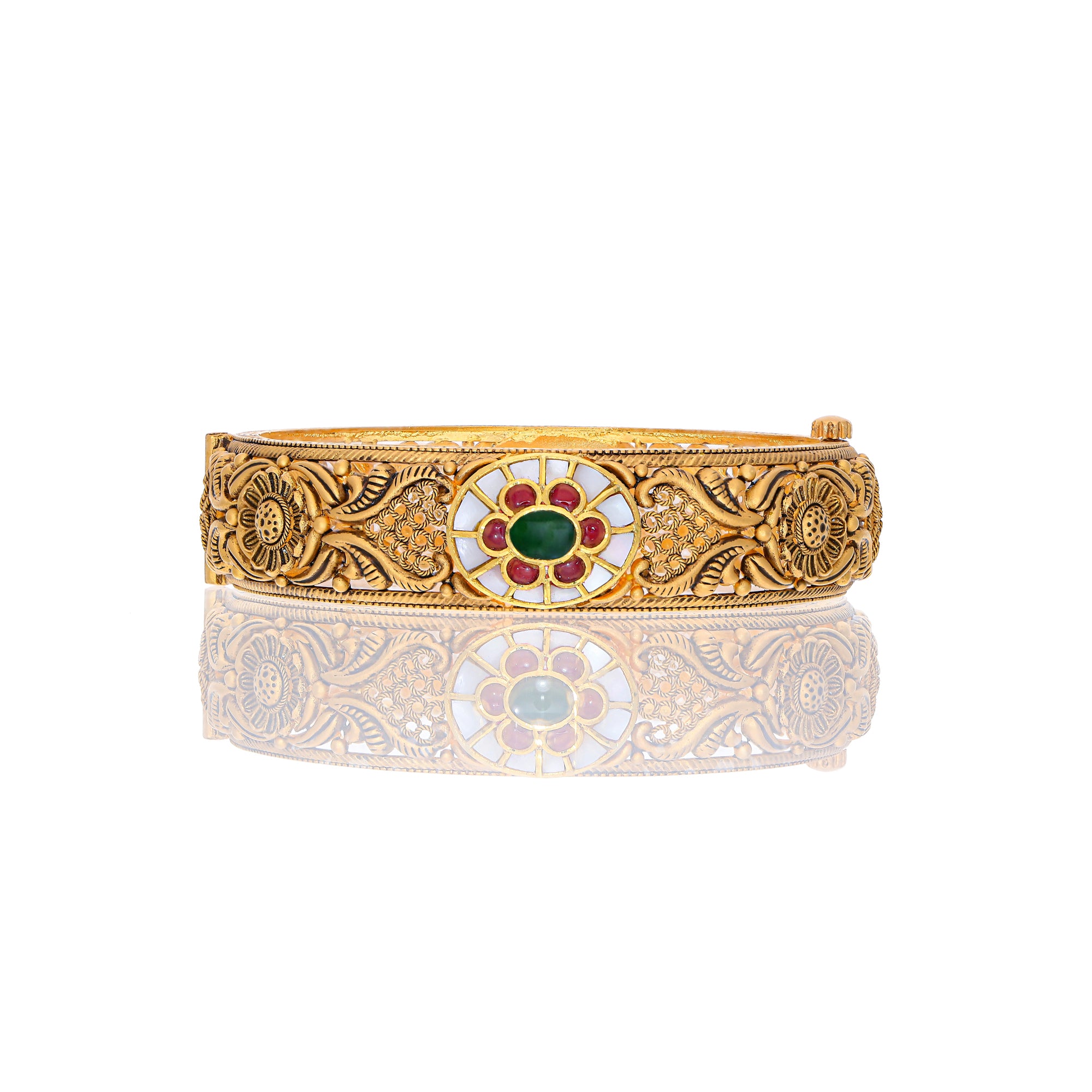 Zahra Kundan Gold Bangle