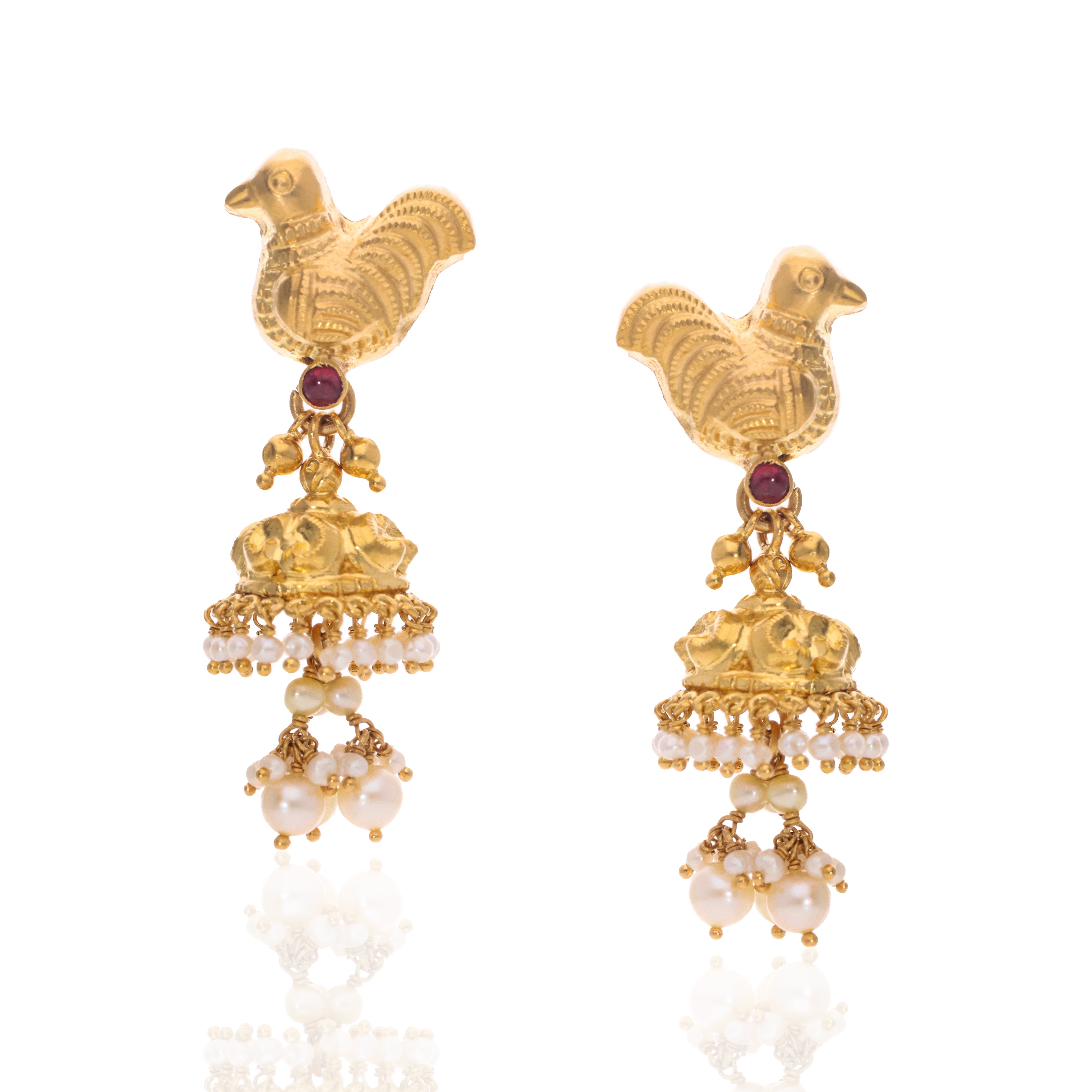 Mayura Gold Jhumka