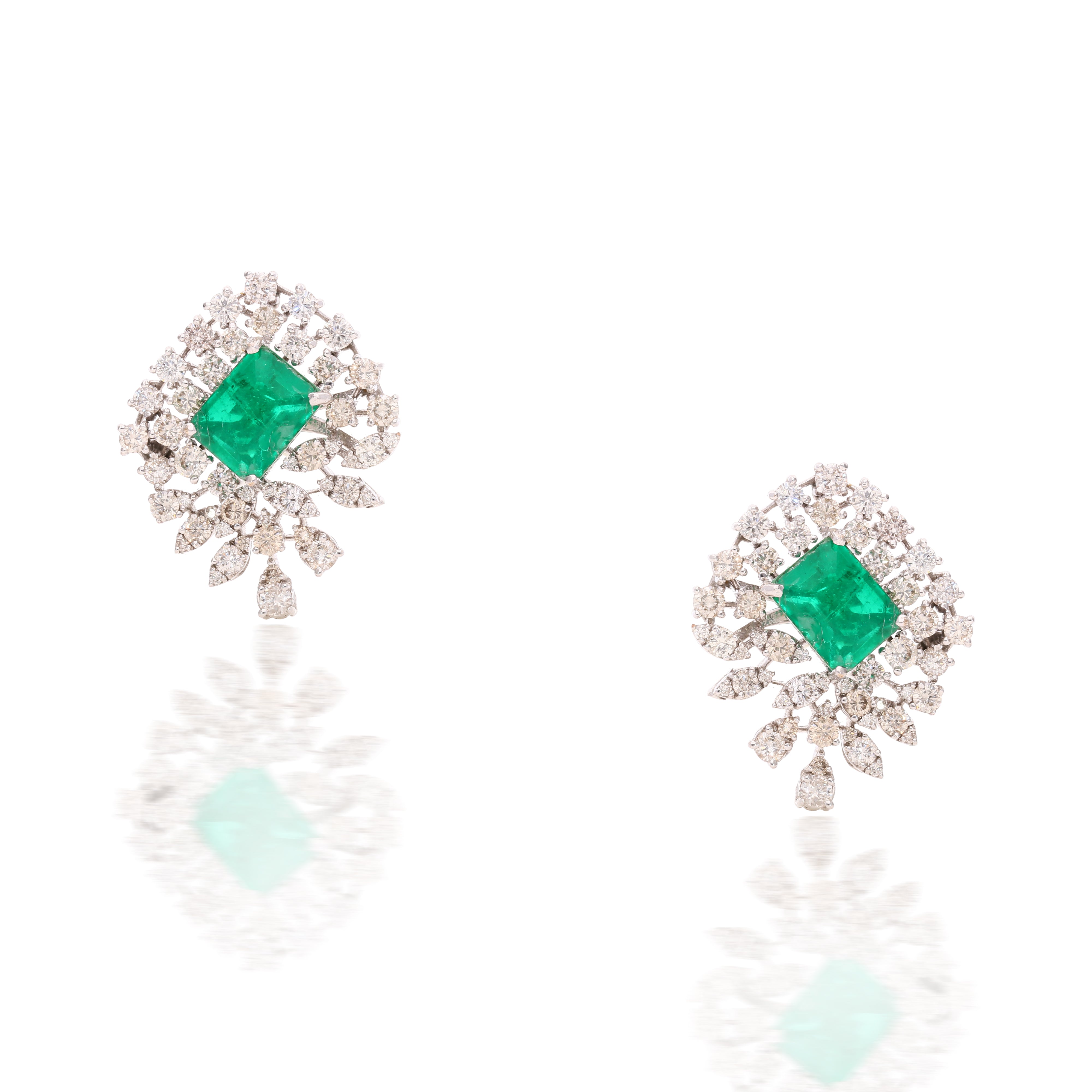 Meadow Spark Diamond Studes