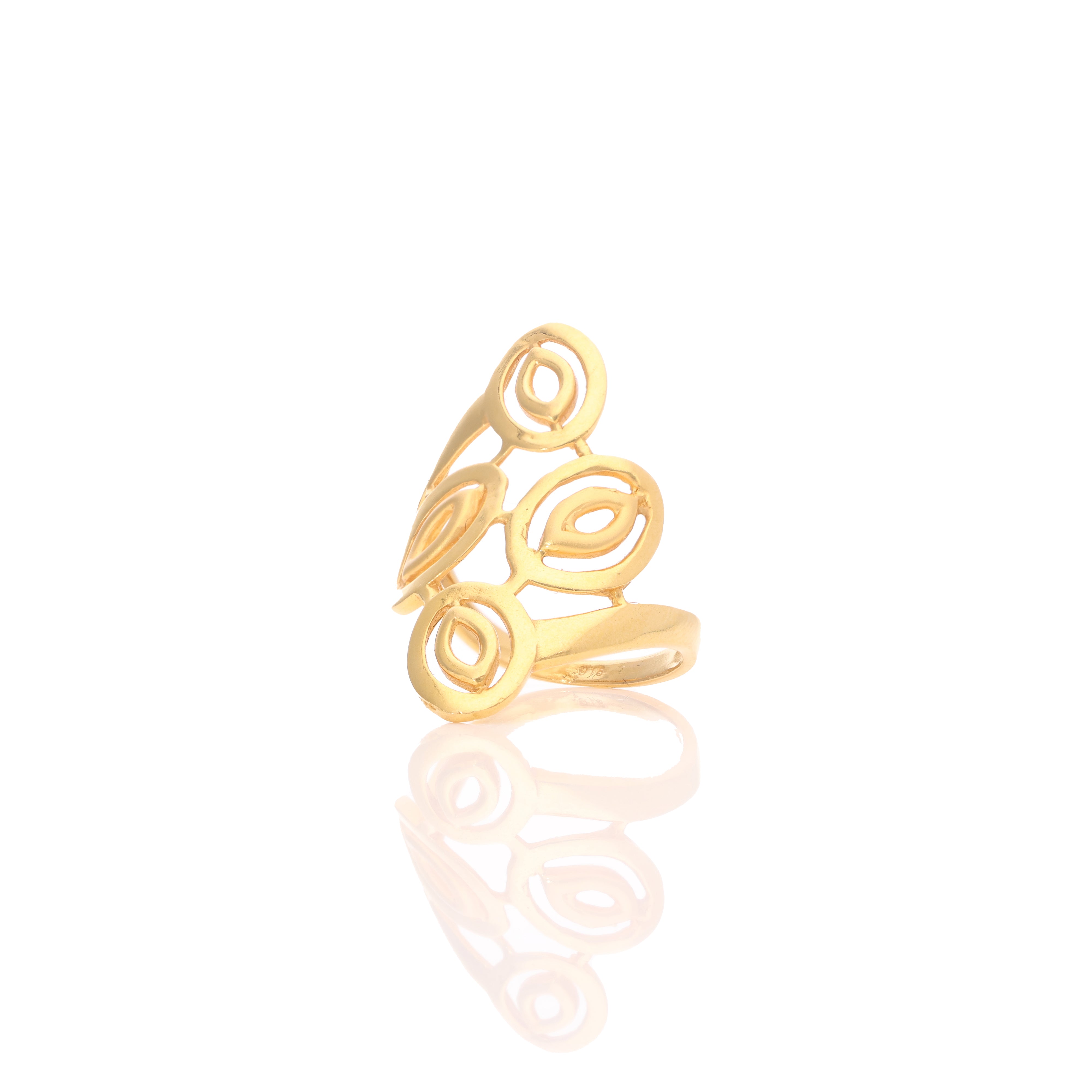 Velmora Twist Gold Ring