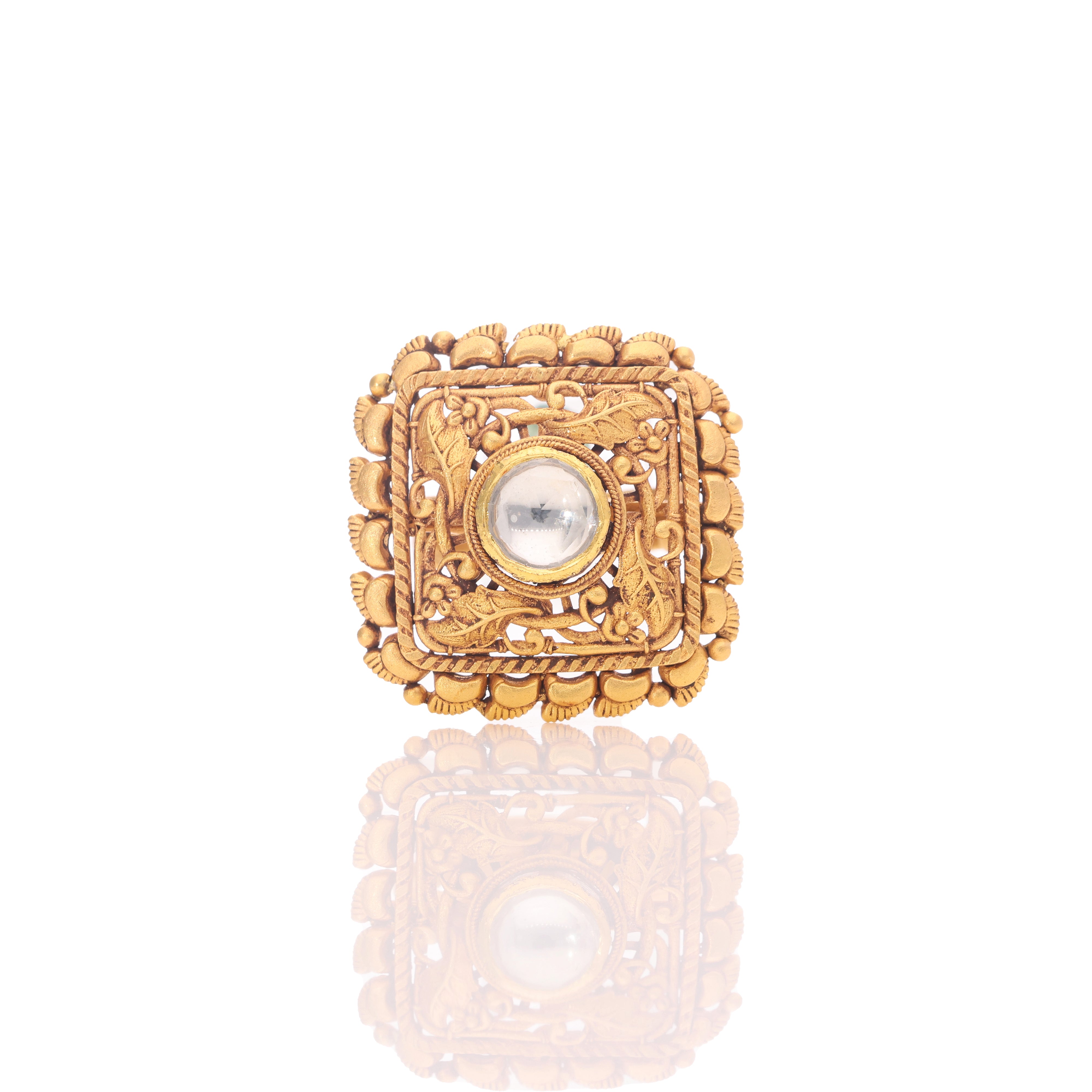 Lotavira Gold Ring