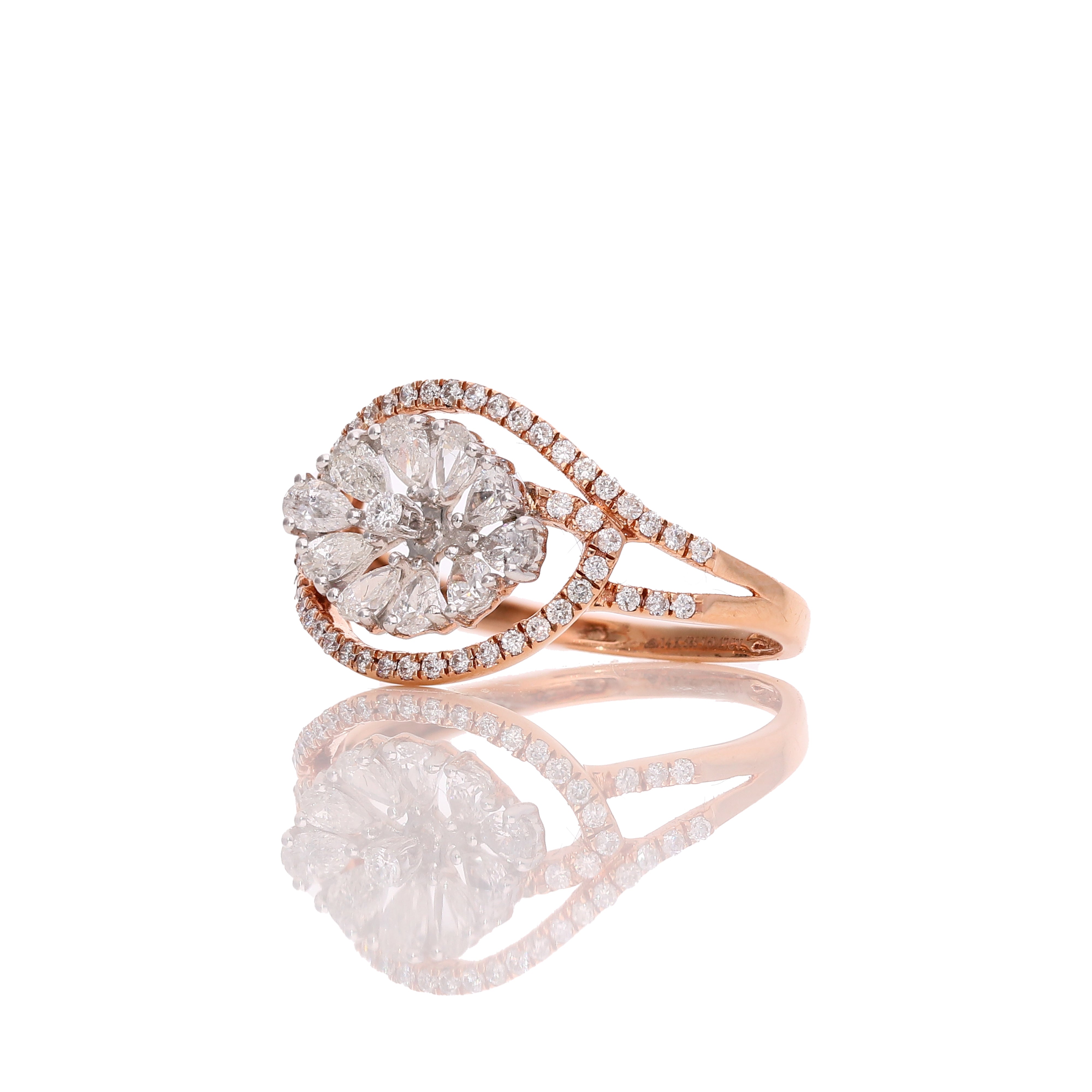 Ovalyn Luxe Diamond Ring