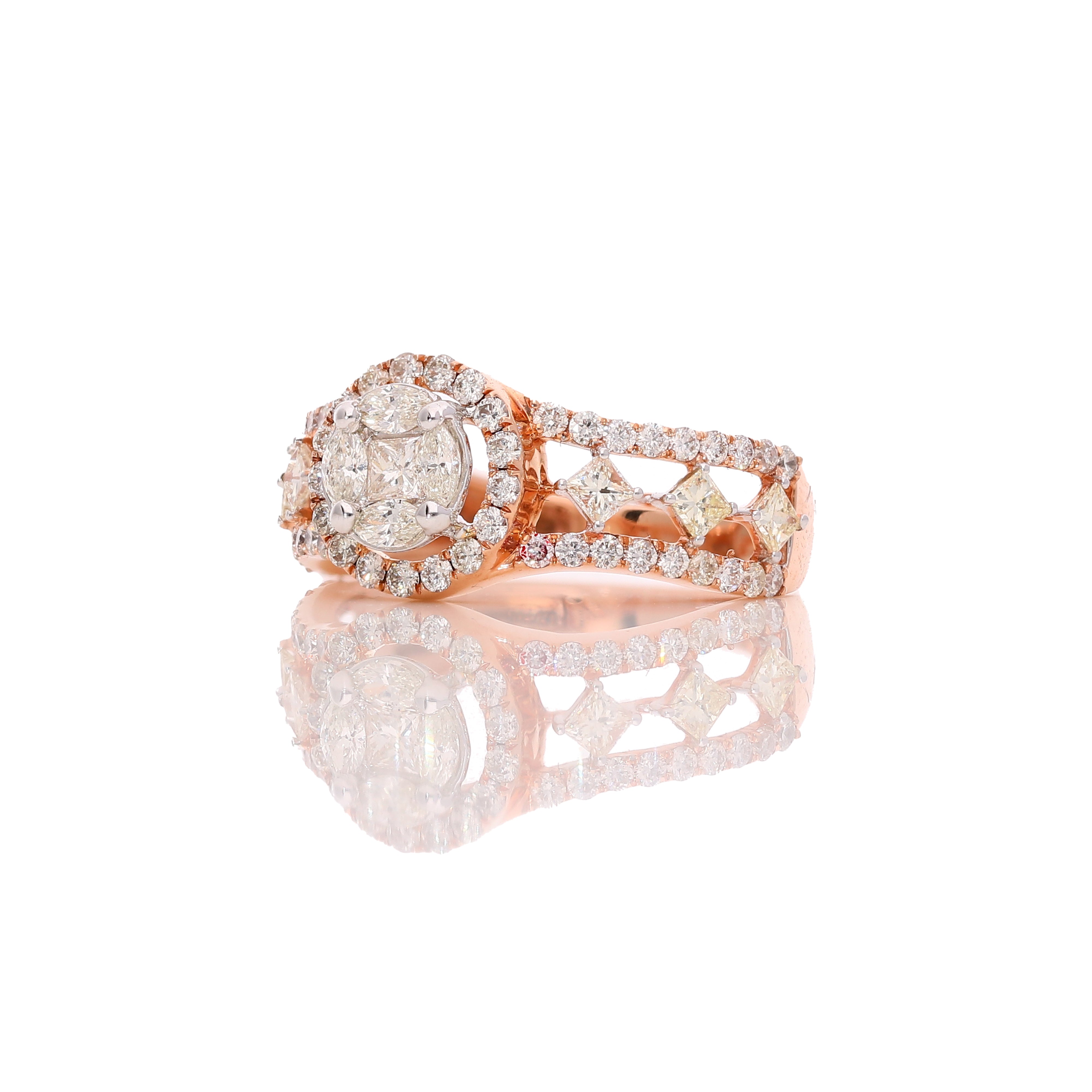 Petalya Cluster Diamond Ring