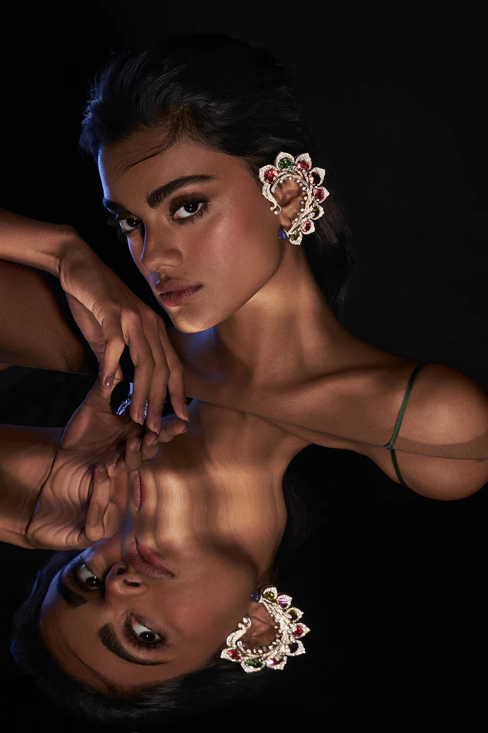 Inayat Sparkling Earcuff