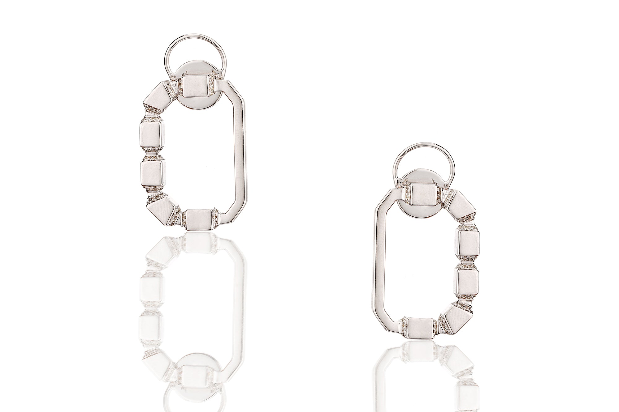 Linear Aurelia Loop Earrings