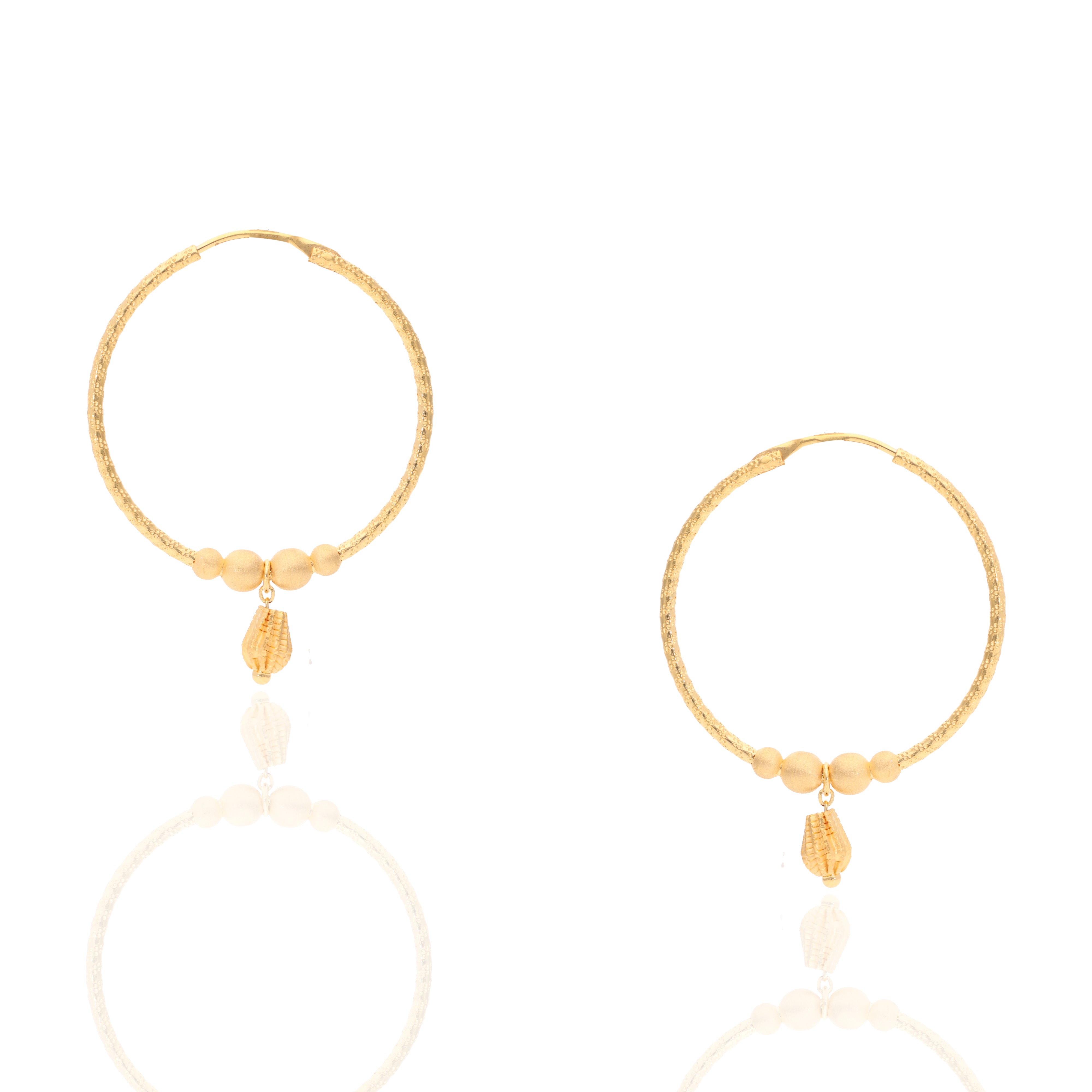 Dazzel Ring Gold earrings