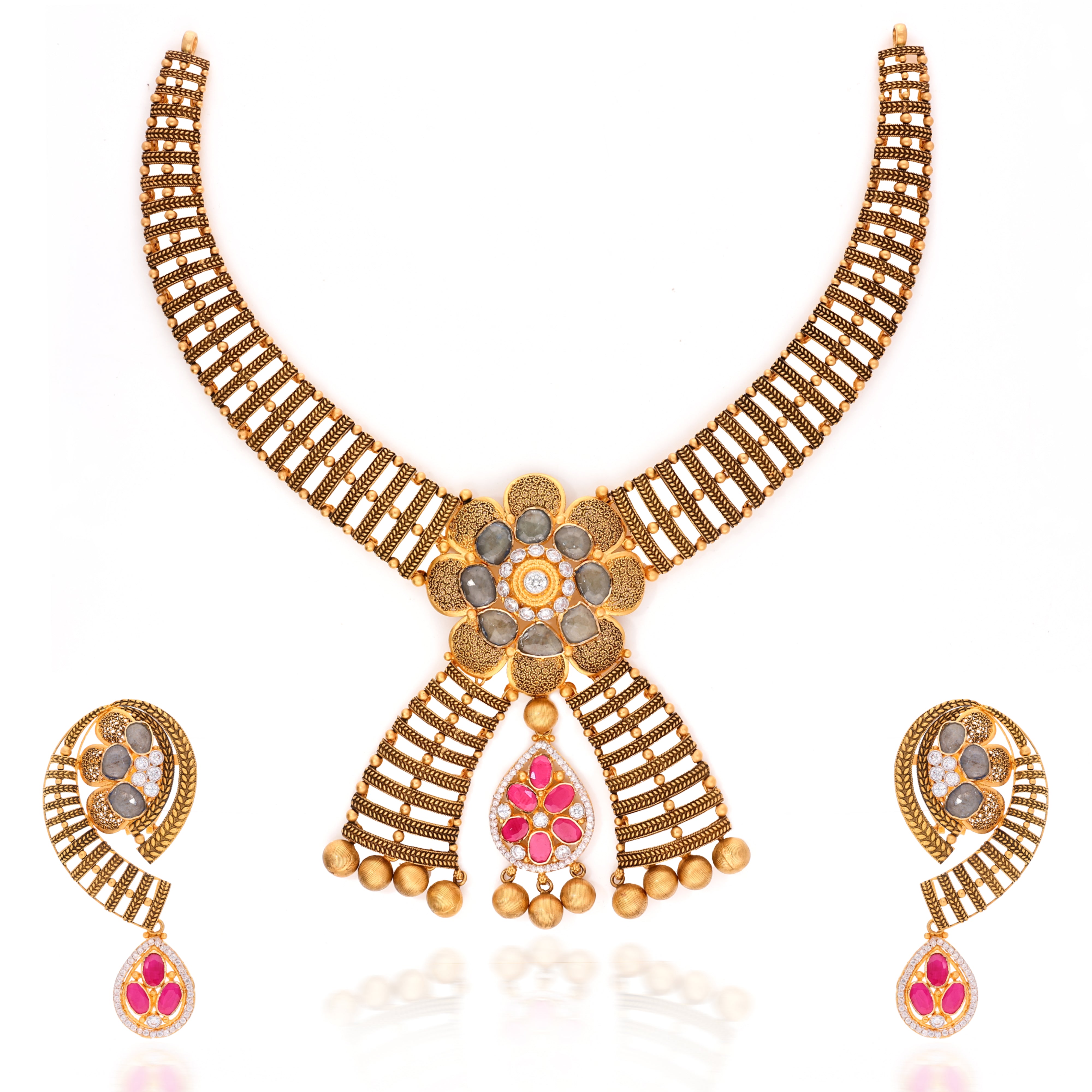 Elegance Stylish Gold Set