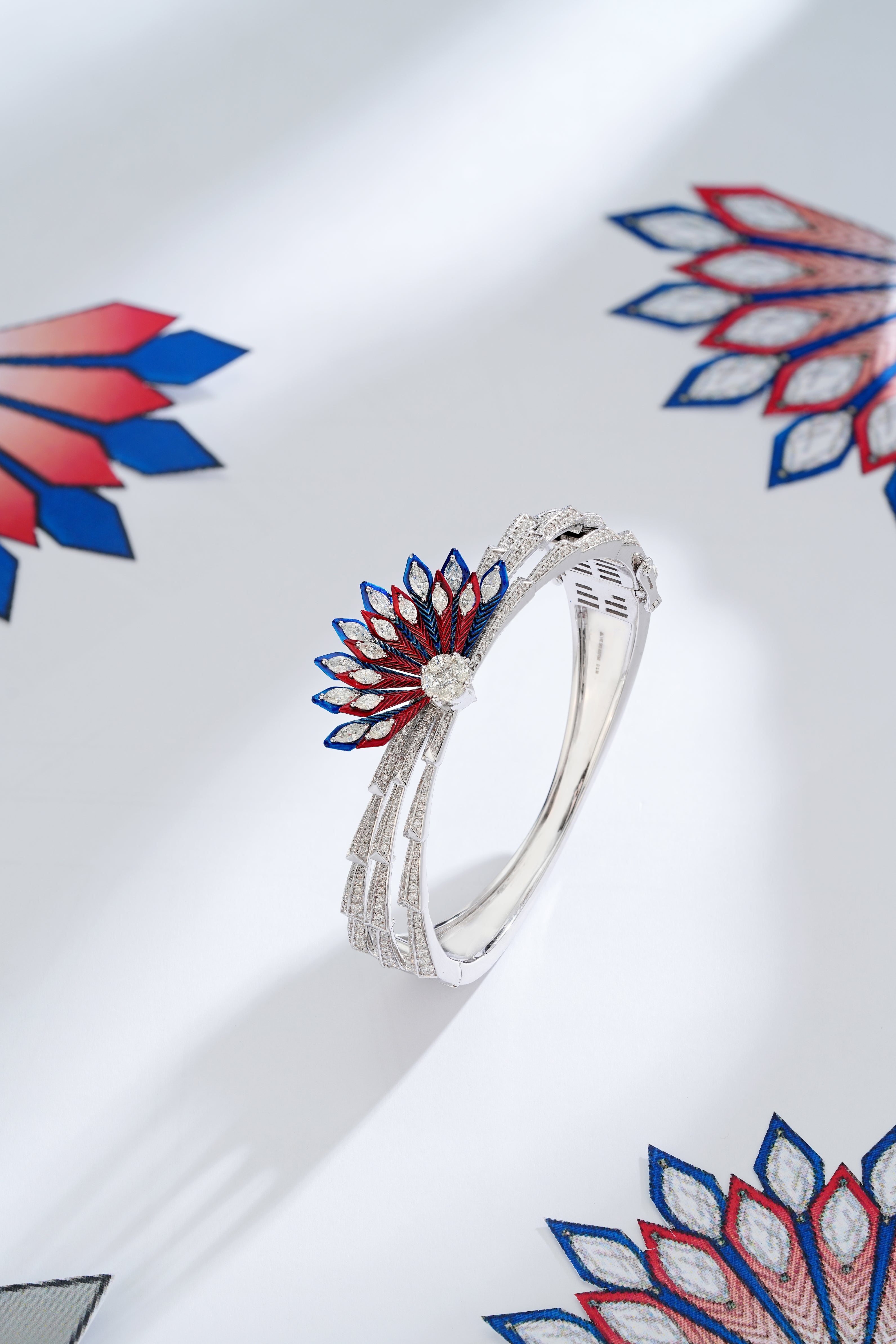 Soft Bloom Diamond Bracelet
