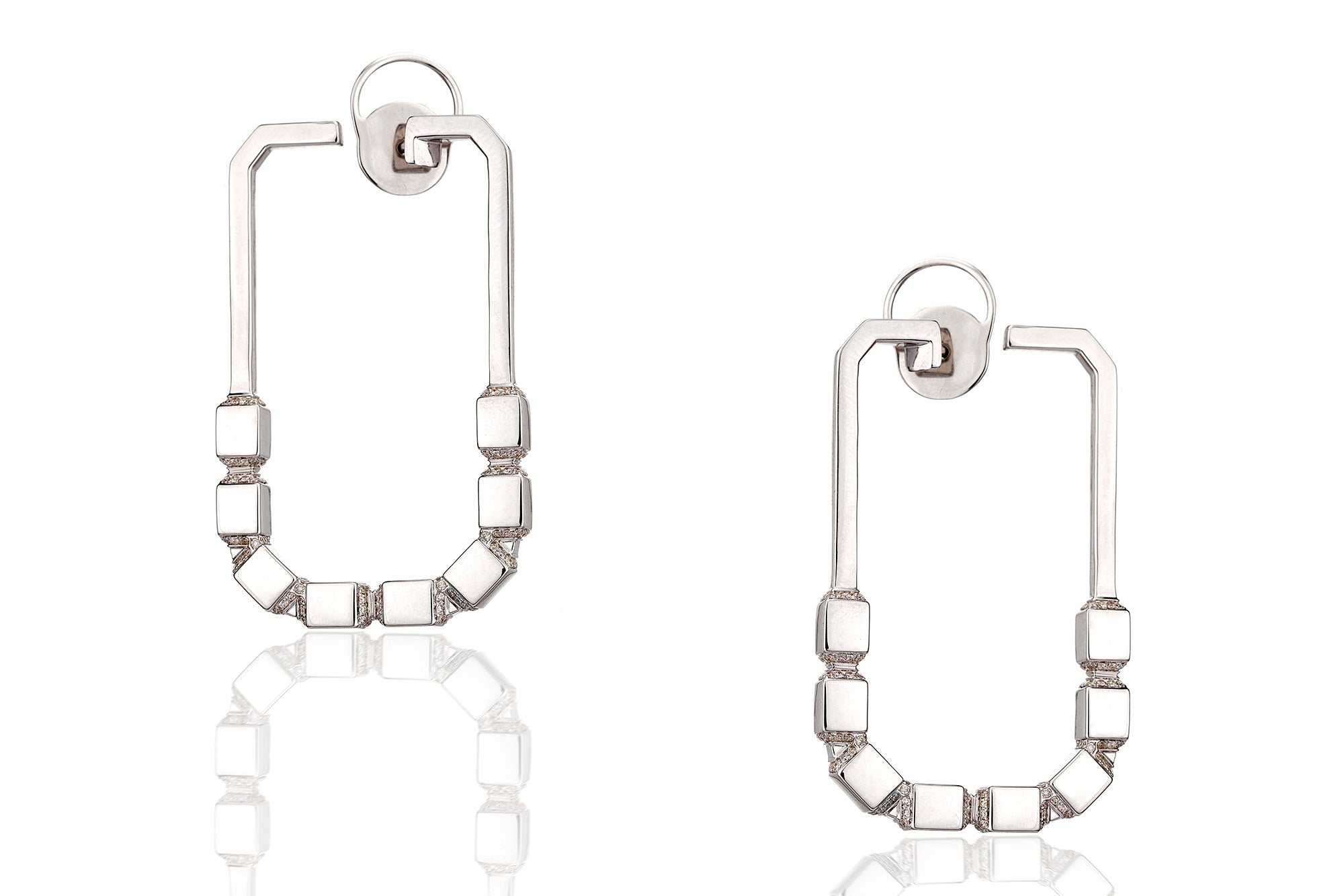 Linear Aurelia Link Earrings
