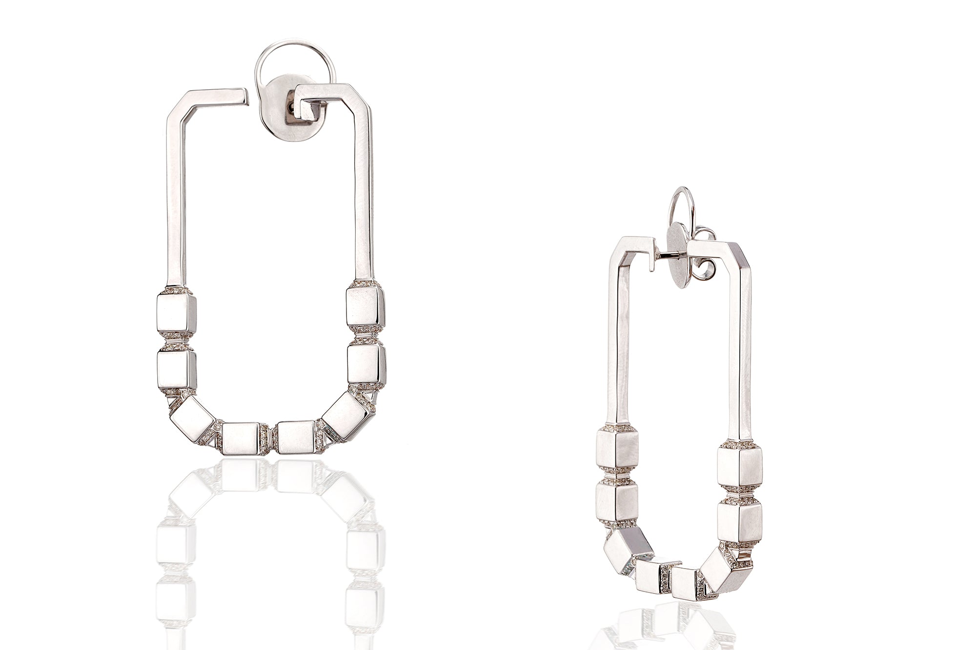 Linear Aurelia Link Earrings