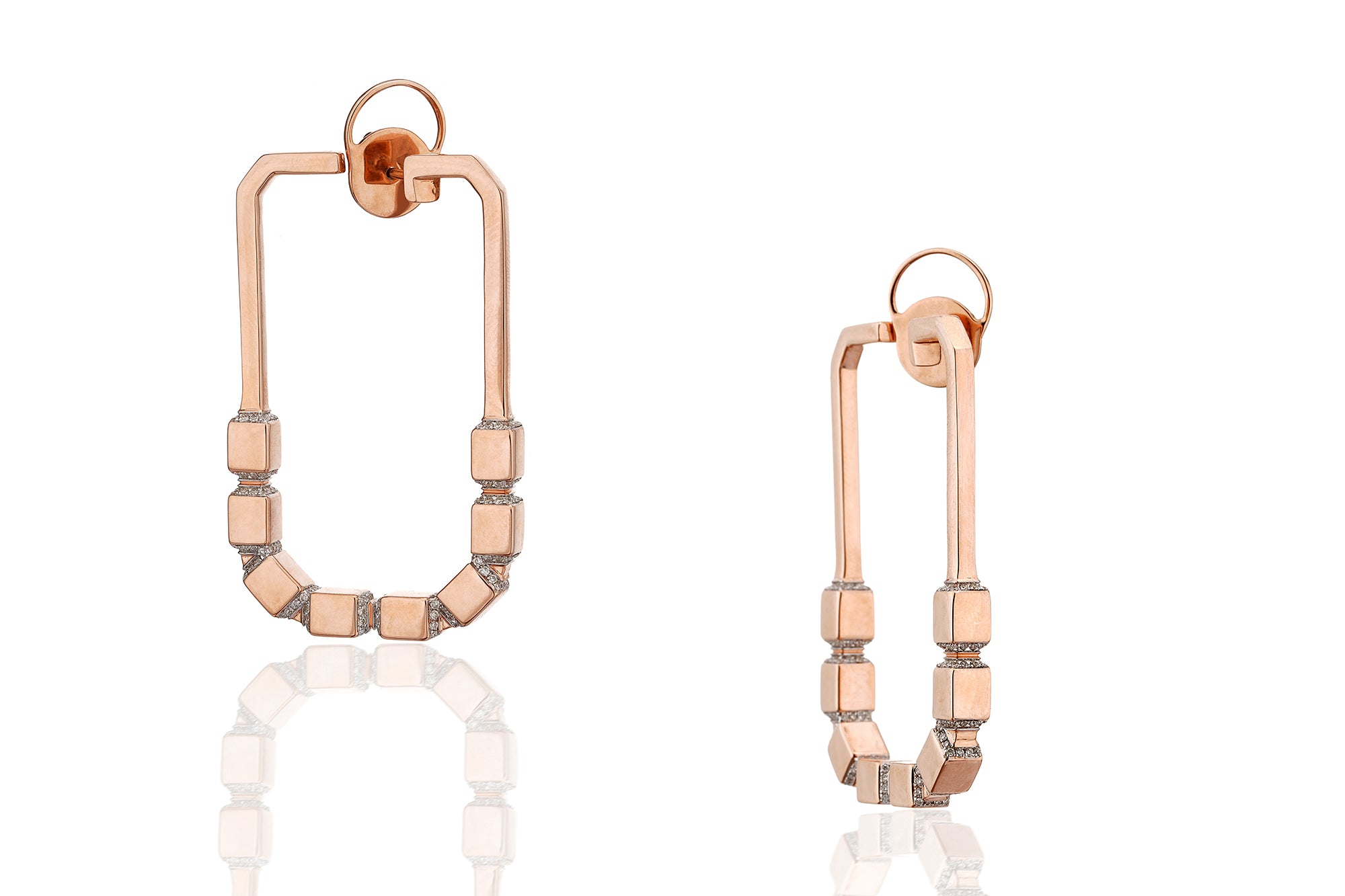 Linear Aurelia Link Earrings