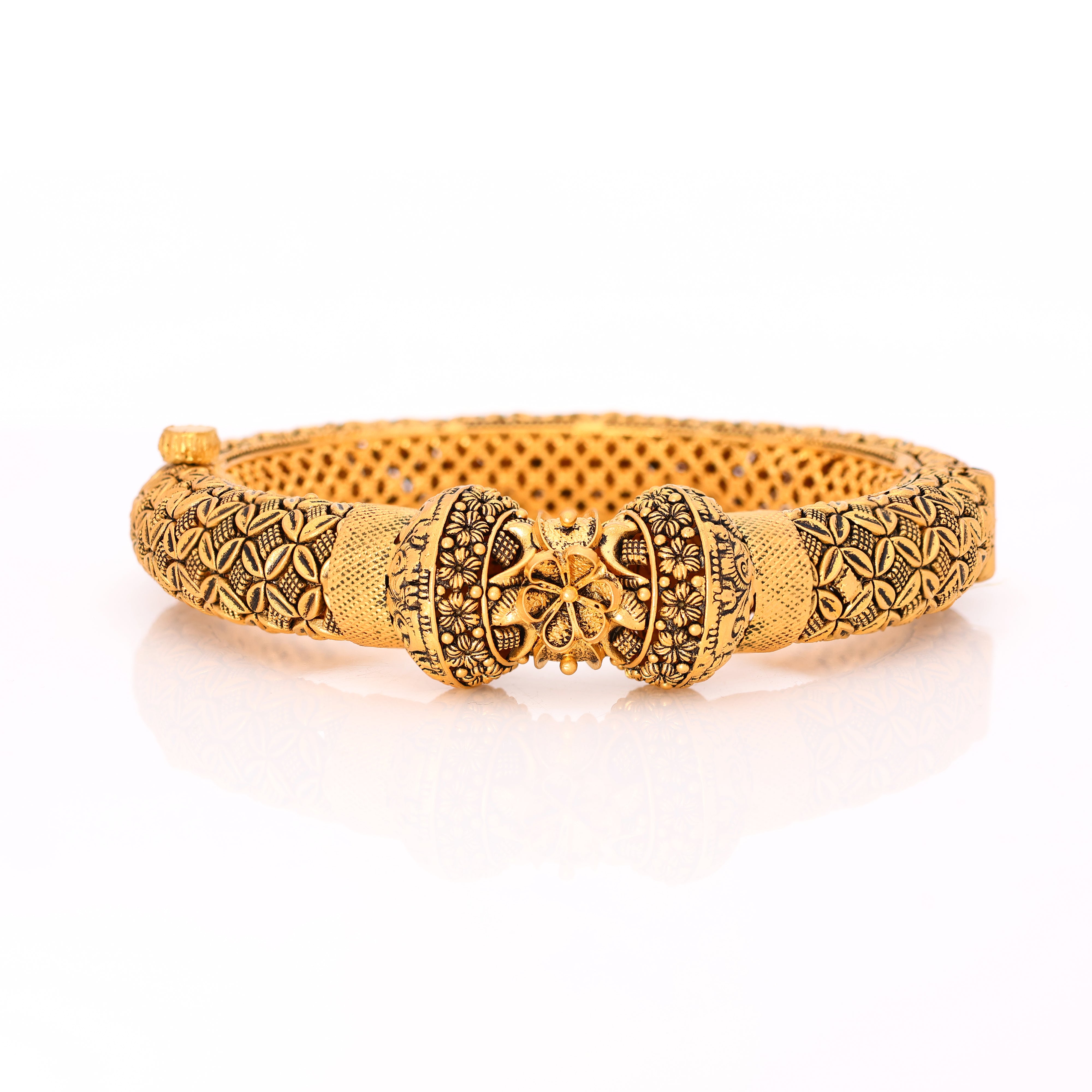 Fleur D' Gold Bangles