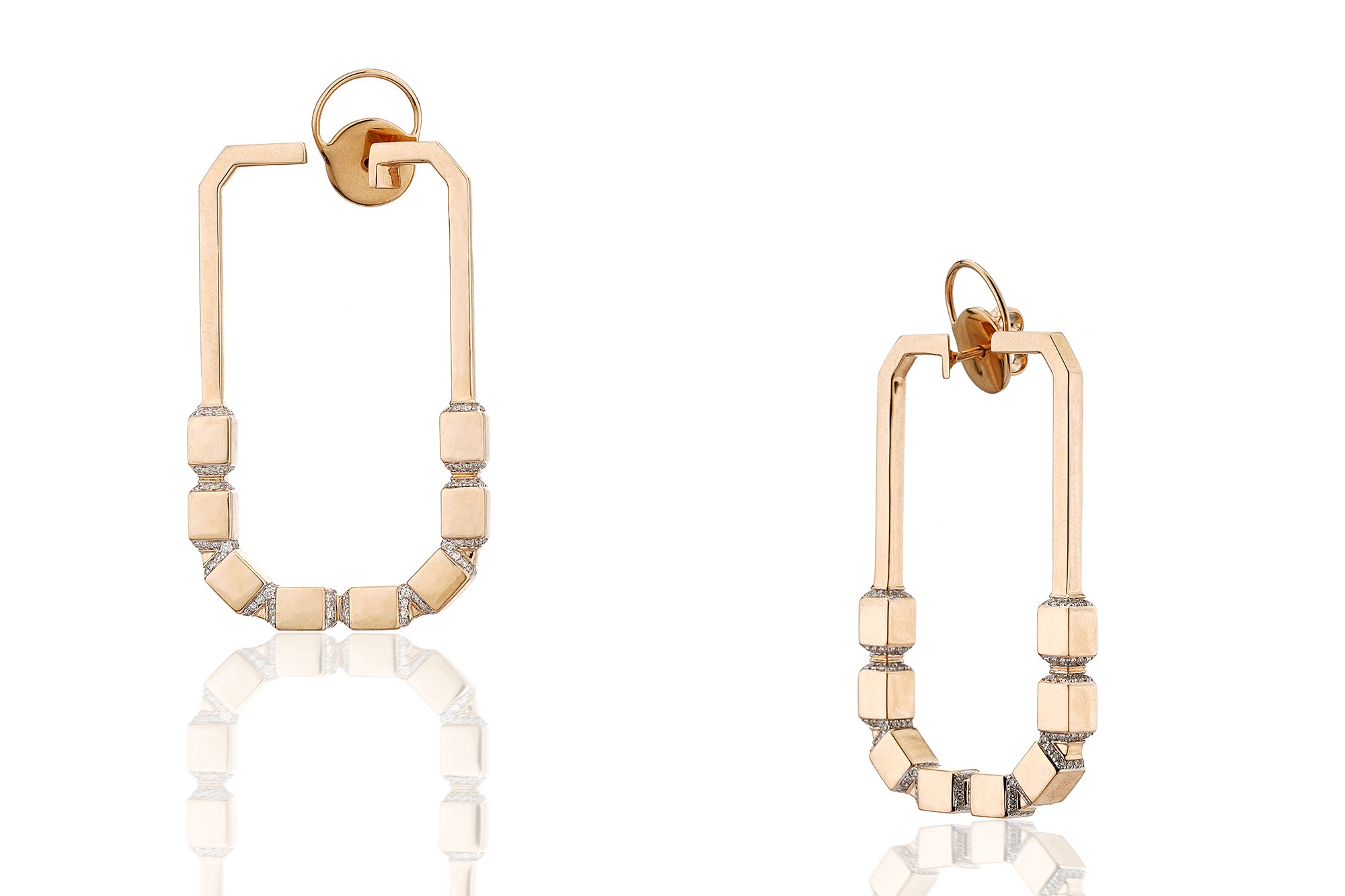 Linear Aurelia Link Earrings