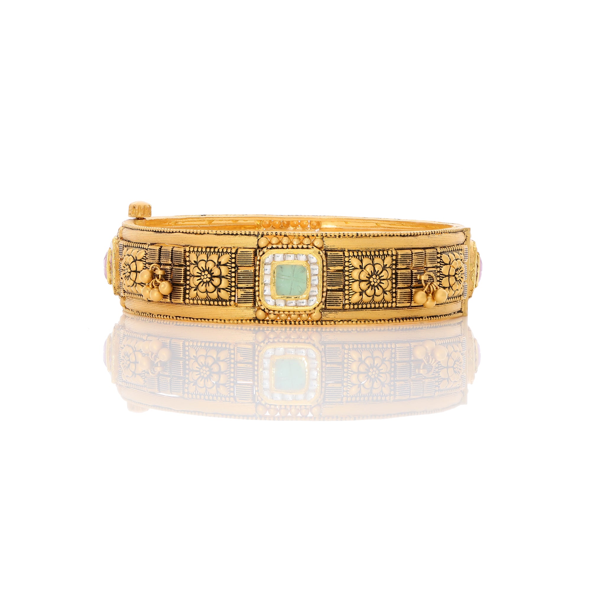 Layla Antique Gold Bangle
