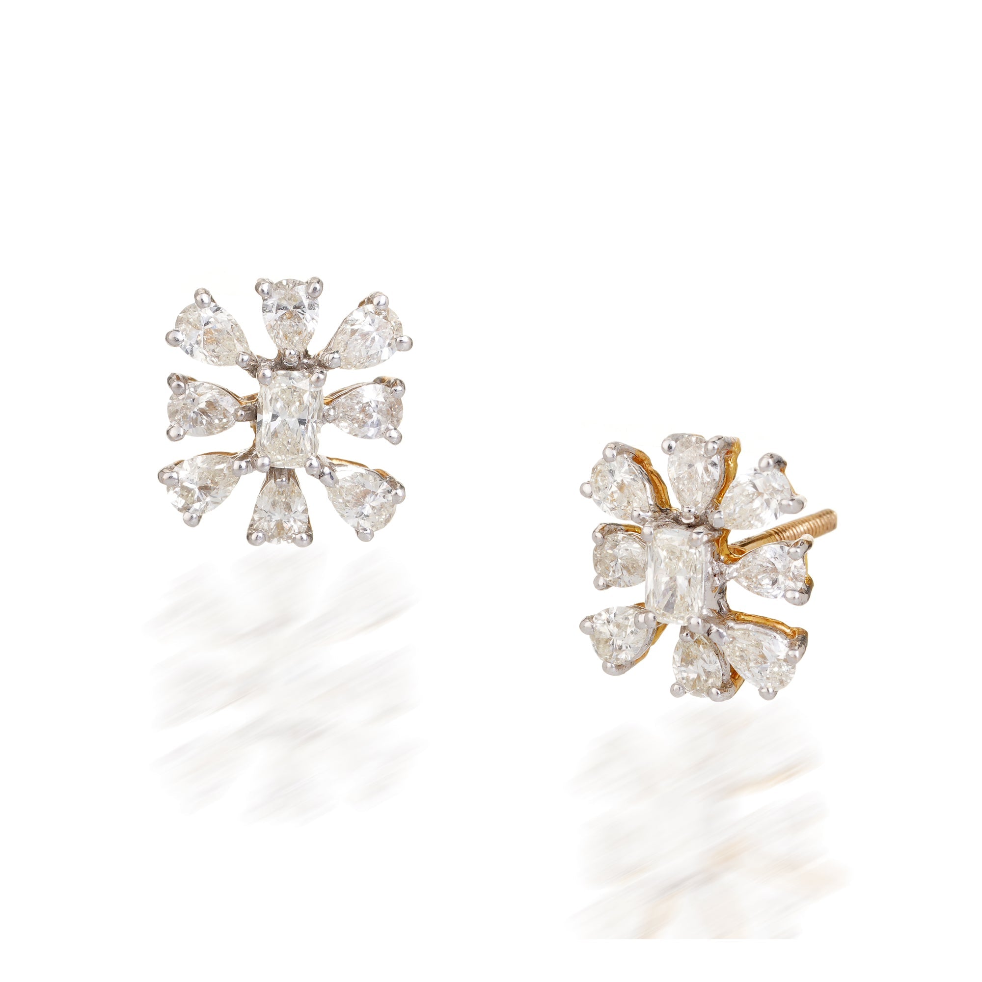 Cocktail Diamond Stud