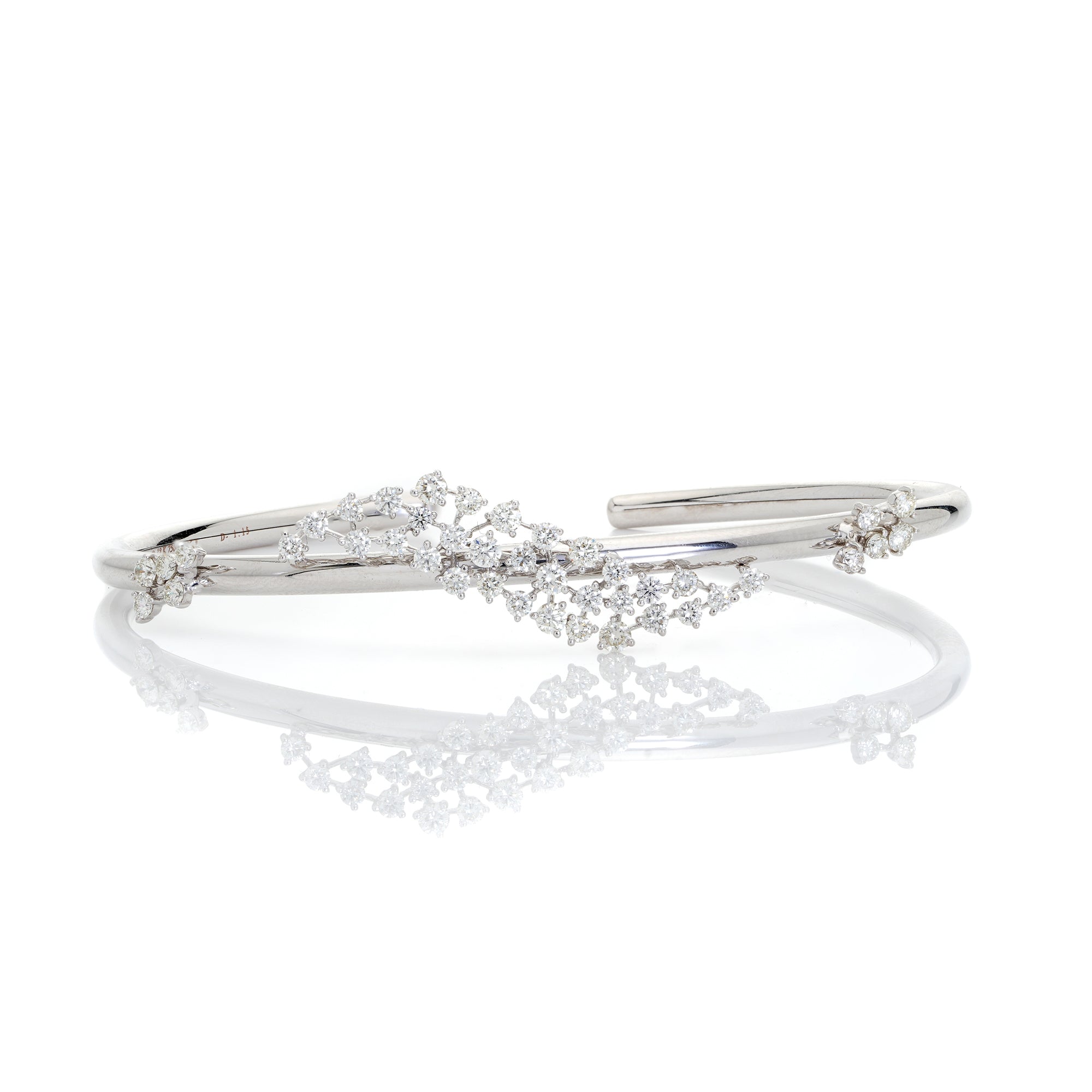 Sophisticated Diamond Bracelet