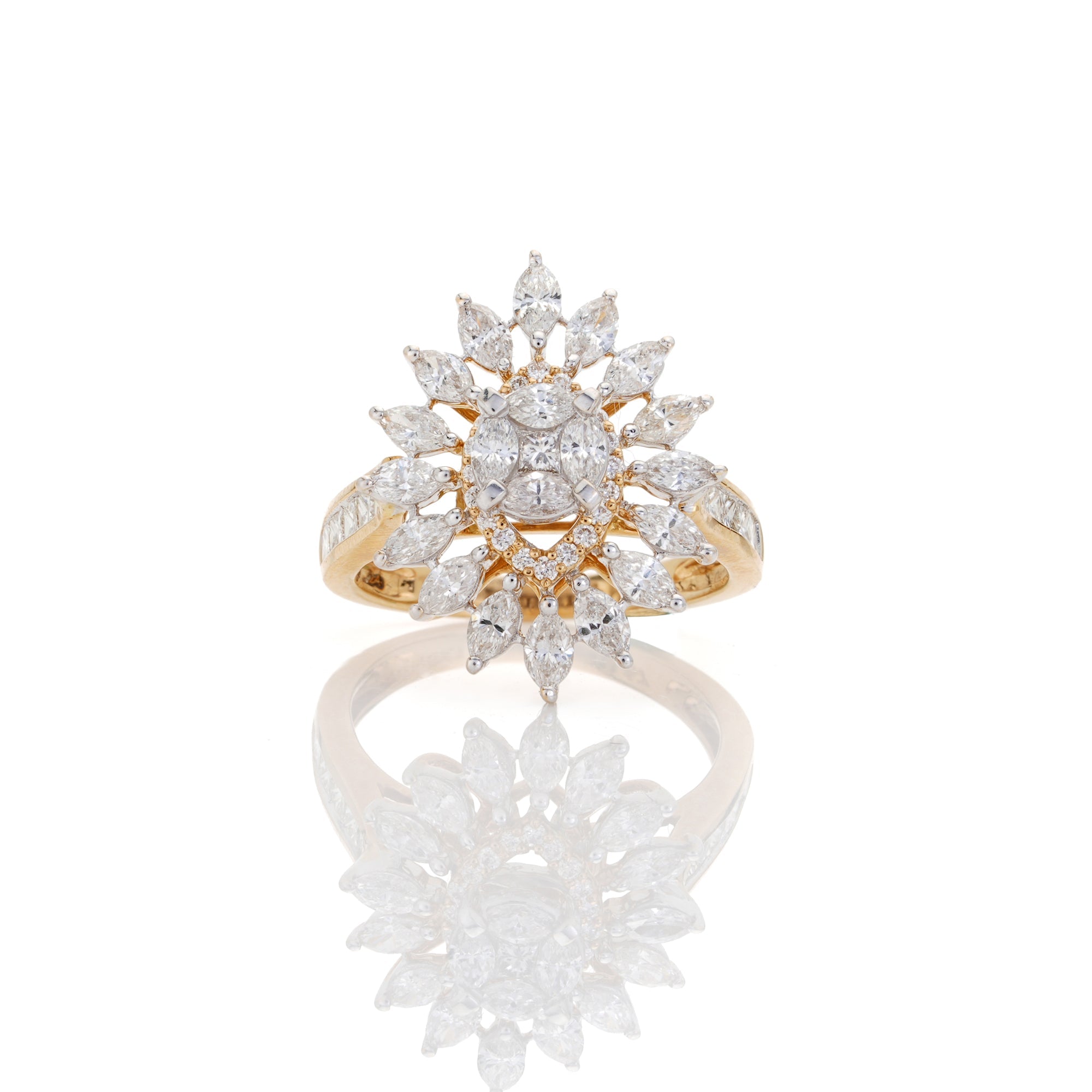 Splendid Floral Diamond Ring