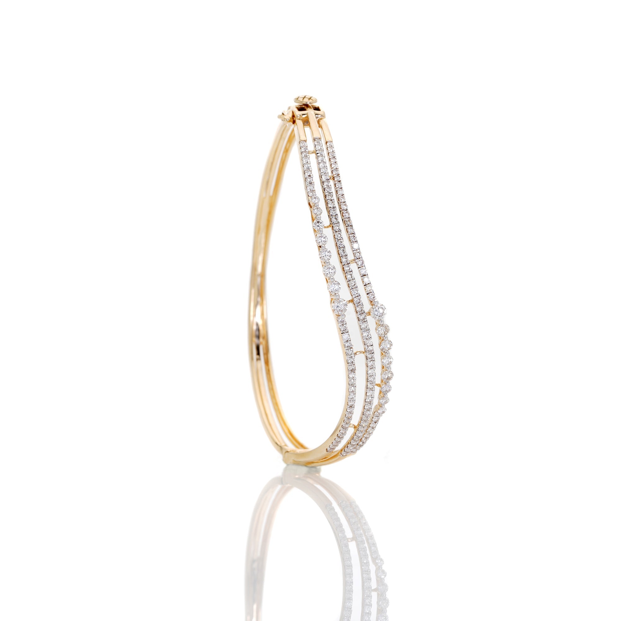 Wavy Diamond Bracelet