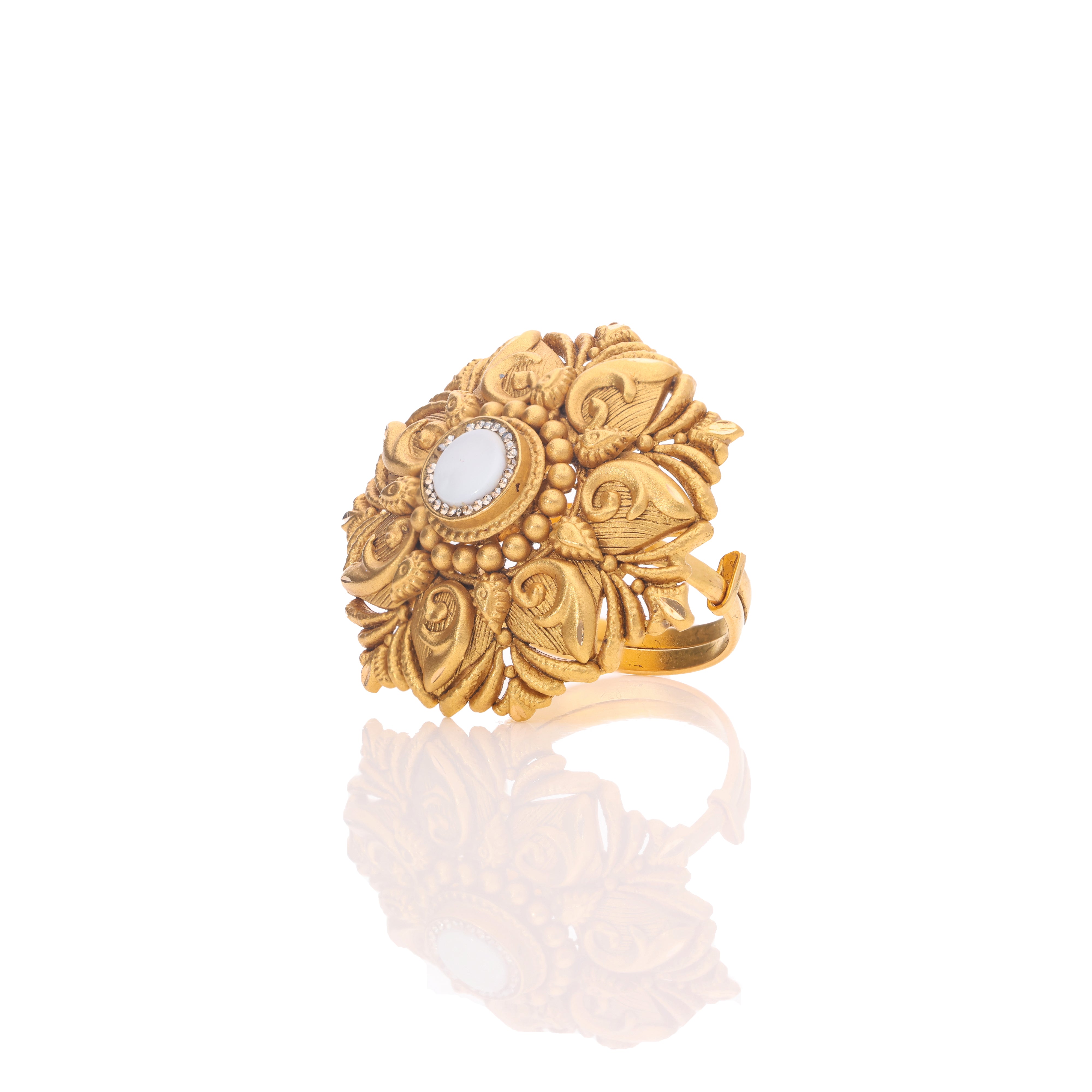 Rubessa Bloom Gold Ring