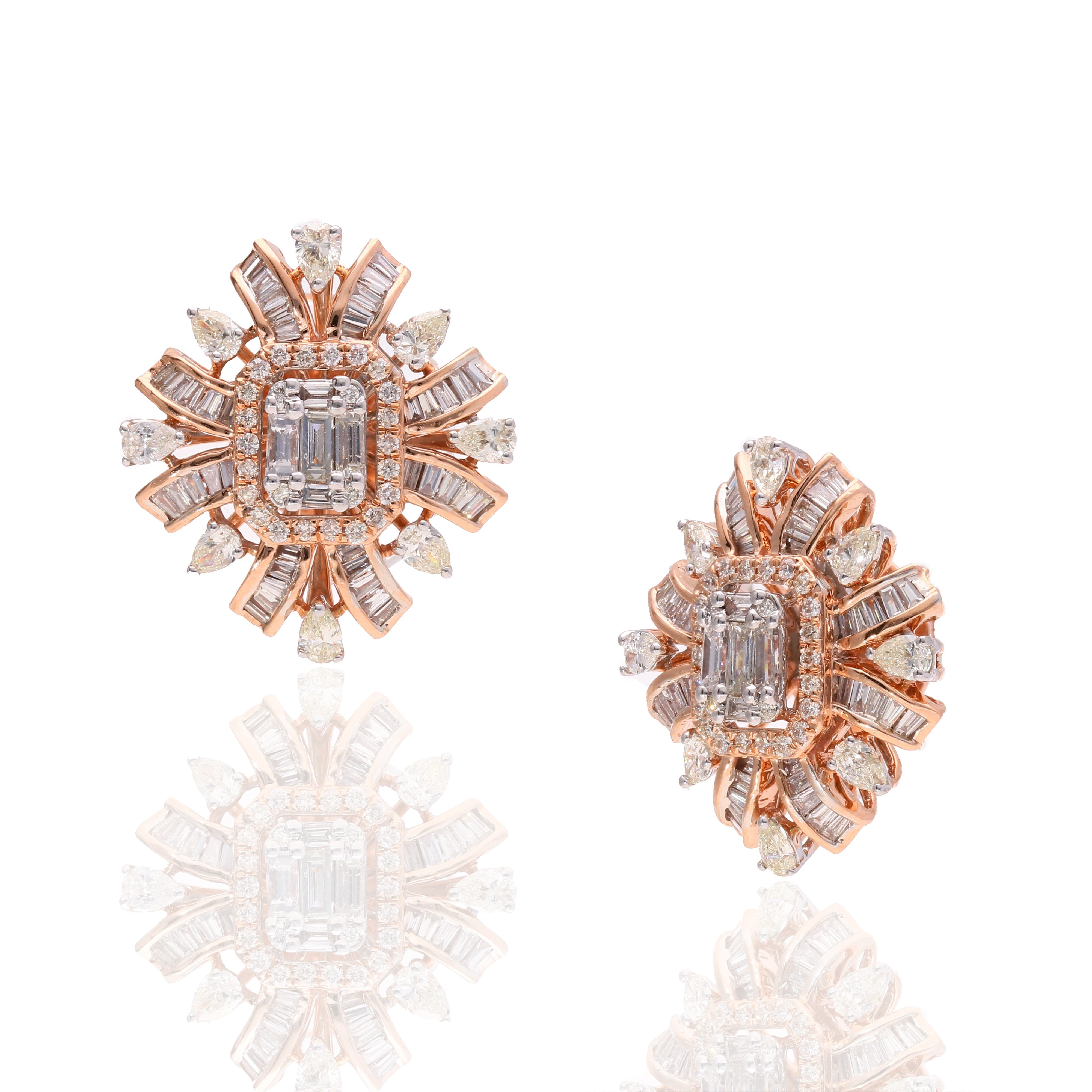 Clover Glow Diamond Studs