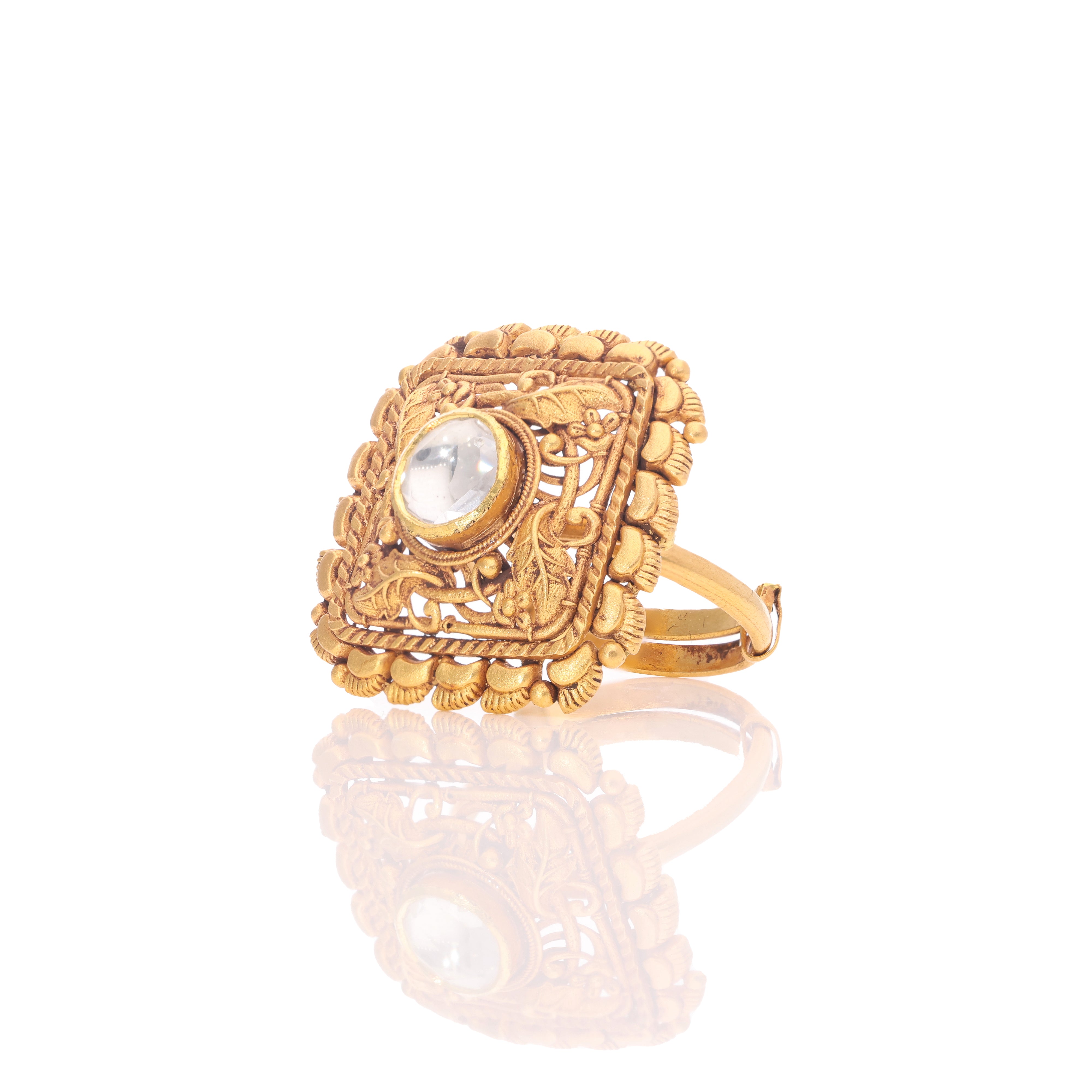 Lotavira Gold Ring