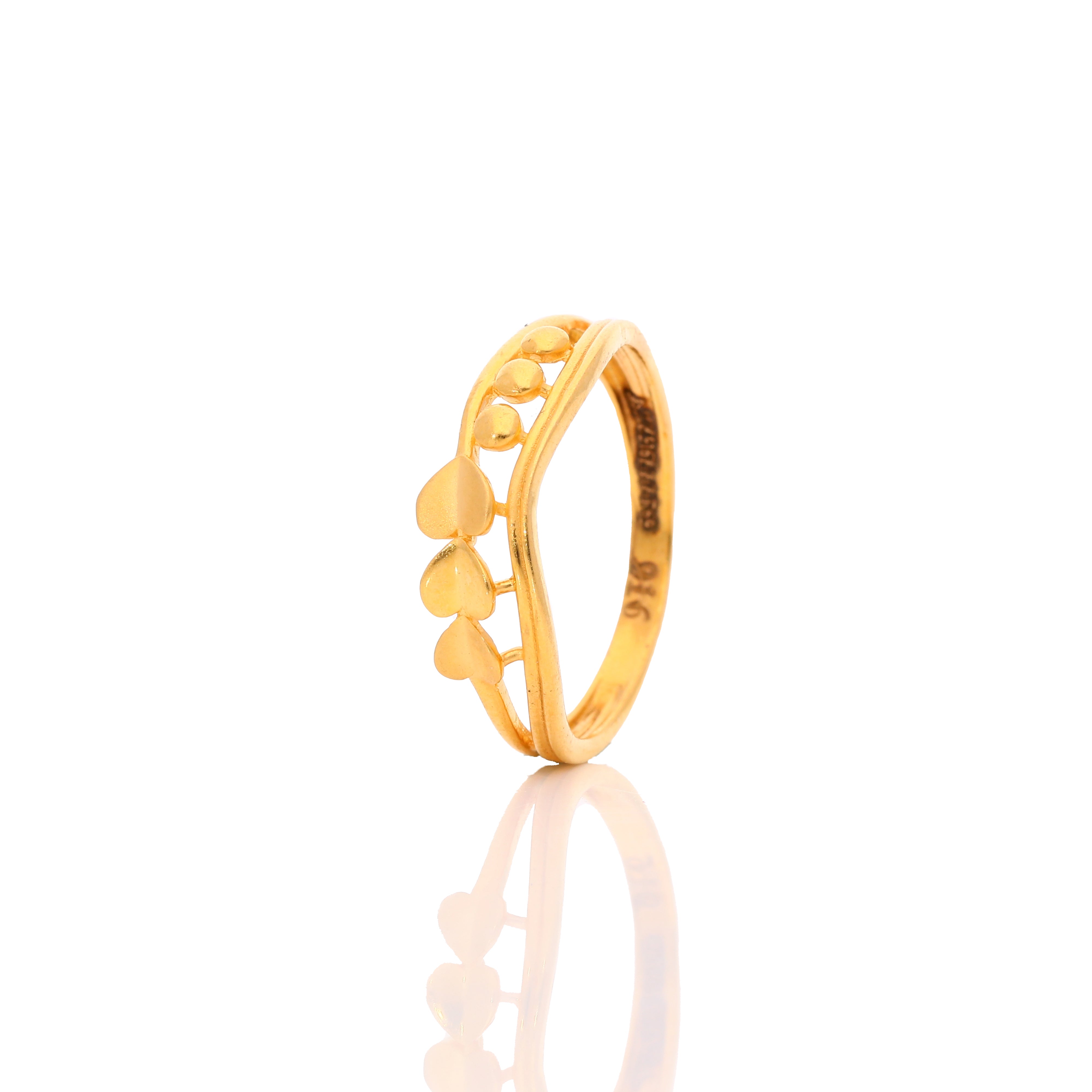 Nyra Gold Ring